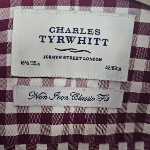 Charles Tyrwhitt Burgundy and White Gingham Casual Button Down Shirt 16 1/2 /35 - Picture 3 of 3